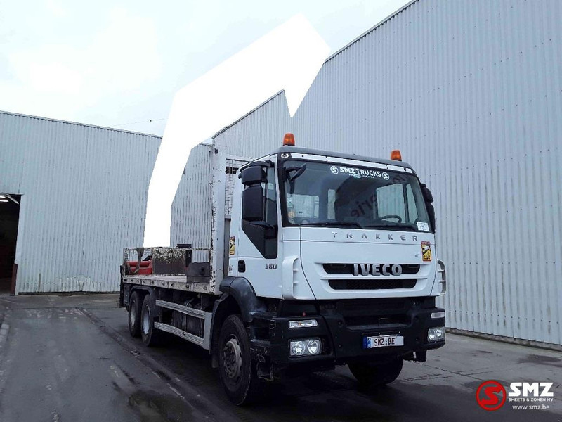 Iveco Trakker 360 6x4 manual chassis - Бордови камион, Камион с кран: снимка 1 Iveco Trakker 360 6x4 manual chassis - Бордови камион, Камион с кран: снимка 1