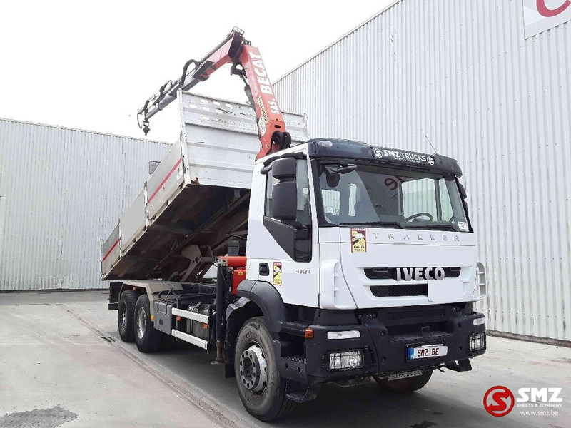 Iveco Trakker 360 Palfinger Pk16001k-3 - Самосвал камион, Камион с кран: снимка 1 Iveco Trakker 360 Palfinger Pk16001k-3 - Самосвал камион, Камион с кран: снимка 1