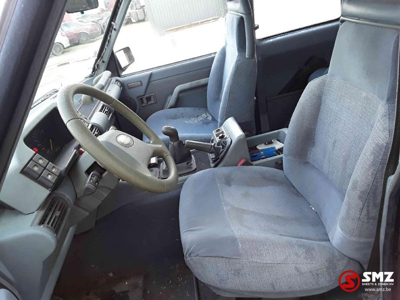 Джип Land Rover Defender: снимка 7 Джип Land Rover Defender: снимка 7