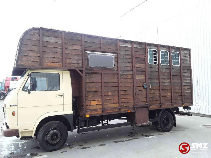 MAN 8.136 - За превоз на животни камион: снимка 4 MAN 8.136 - За превоз на животни камион: снимка 4