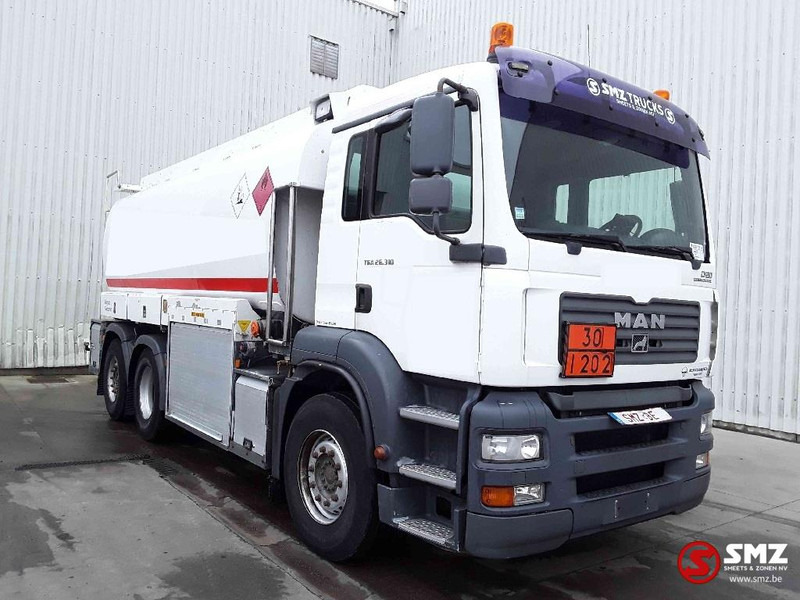 MAN TGA 26.310 18000 L top condition - Камион цистерна: снимка 1 MAN TGA 26.310 18000 L top condition - Камион цистерна: снимка 1