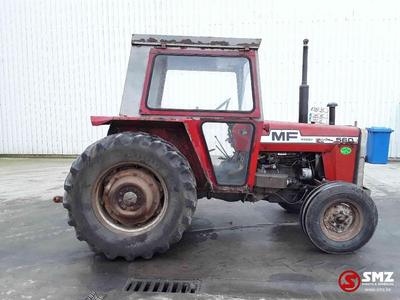 Massey Ferguson 560 - Трактор: снимка 4 Massey Ferguson 560 - Трактор: снимка 4