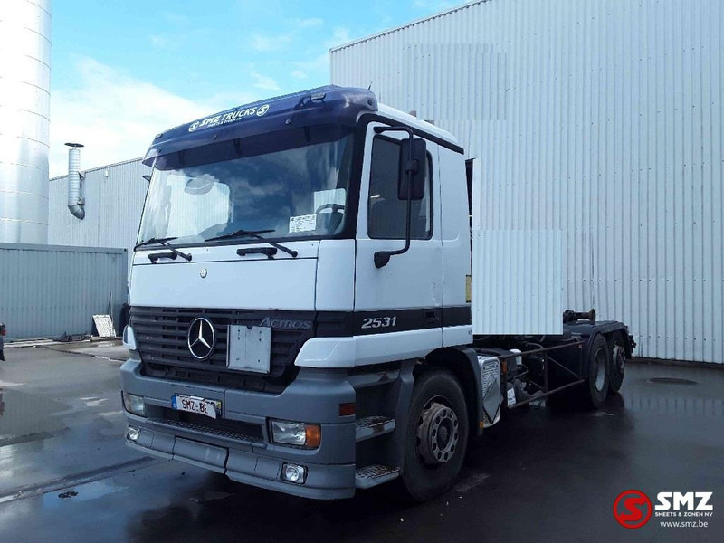 Mercedes-Benz Actros 2531 francais - Шаси кабина: снимка 3 Mercedes-Benz Actros 2531 francais - Шаси кабина: снимка 3