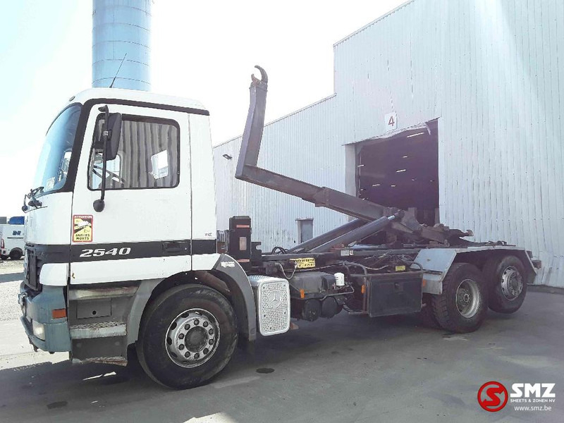 Mercedes-Benz Actros 2540 6x2 francais - Контейнеровоз/ Сменна каросерия камион: снимка 5 Mercedes-Benz Actros 2540 6x2 francais - Контейнеровоз/ Сменна каросерия камион: снимка 5
