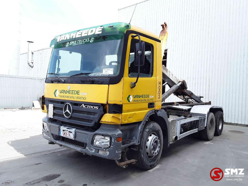 Mercedes-Benz Actros 2636 6x4 lames steel 3x - Контейнеровоз/ Сменна каросерия камион: снимка 3 Mercedes-Benz Actros 2636 6x4 lames steel 3x - Контейнеровоз/ Сменна каросерия камион: снимка 3