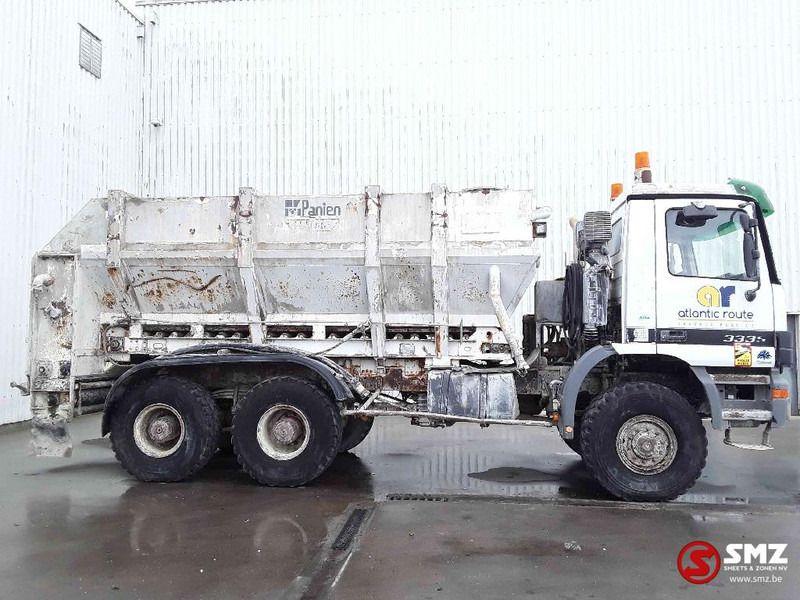 Mercedes-Benz Actros 3335 6x6 88000km manual - Бетон помпа: снимка 4 Mercedes-Benz Actros 3335 6x6 88000km manual - Бетон помпа: снимка 4