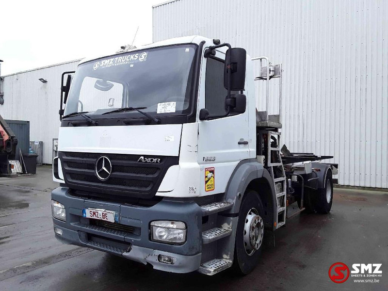 Mercedes-Benz Axor 1823 Palfinger pk4501 - Бордови камион, Камион с кран: снимка 3 Mercedes-Benz Axor 1823 Palfinger pk4501 - Бордови камион, Камион с кран: снимка 3