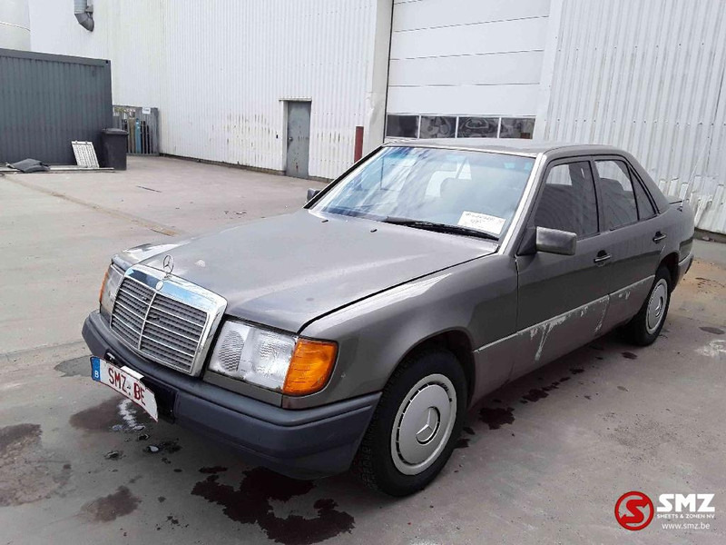 Mercedes-Benz - Лек автомобил: снимка 3 Mercedes-Benz - Лек автомобил: снимка 3
