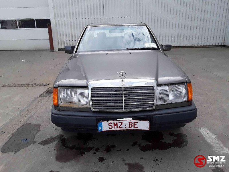 Mercedes-Benz - Лек автомобил: снимка 2 Mercedes-Benz - Лек автомобил: снимка 2