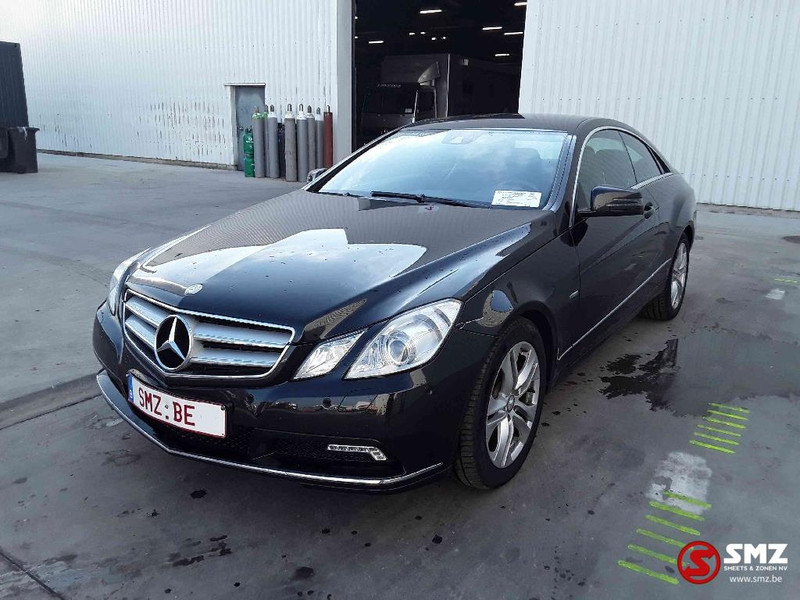 Mercedes-Benz E-Klasse 250 CDI 60000 km automatic/parktronic ("12) no reg - Лек автомобил: снимка 3 Mercedes-Benz E-Klasse 250 CDI 60000 km automatic/parktronic ("12) no reg - Лек автомобил: снимка 3
