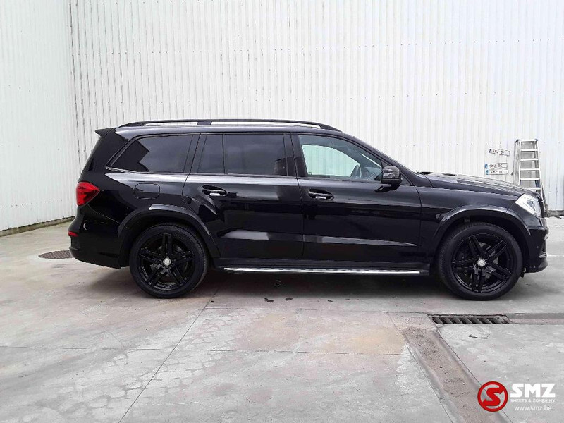 Mercedes-Benz GL-Klasse 350 AMG Full options - Лек автомобил: снимка 4 Mercedes-Benz GL-Klasse 350 AMG Full options - Лек автомобил: снимка 4