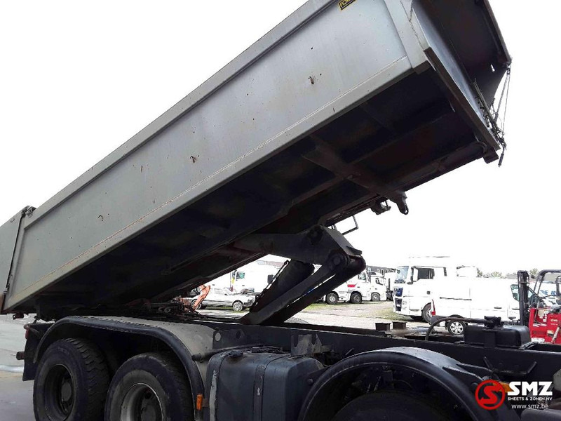 Самосвал камион Renault Kerax 450 manual 8x4: снимка 12