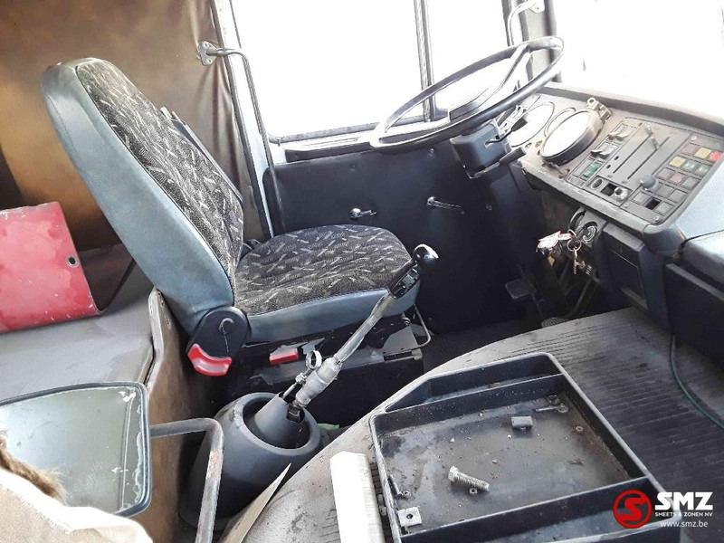 Interior photo 1: Шаси кабина Scania 111 6x2 super lames