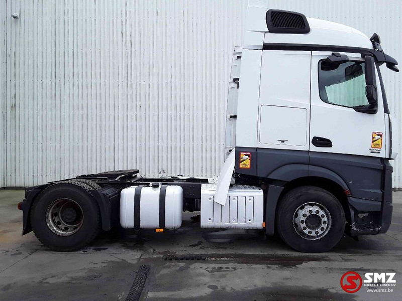 Mercedes-Benz Actros 1842 647'km Top 80% tyres pneu - Влекач: снимка 4 Mercedes-Benz Actros 1842 647'km Top 80% tyres pneu - Влекач: снимка 4