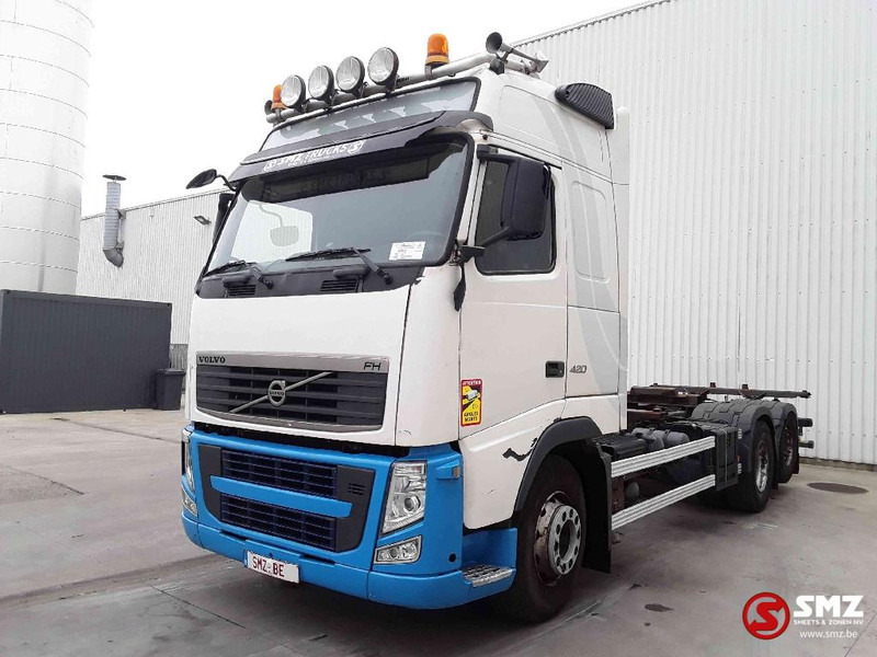 Volvo FH 420 6x2 - Контейнеровоз/ Сменна каросерия камион: снимка 3 Volvo FH 420 6x2 - Контейнеровоз/ Сменна каросерия камион: снимка 3
