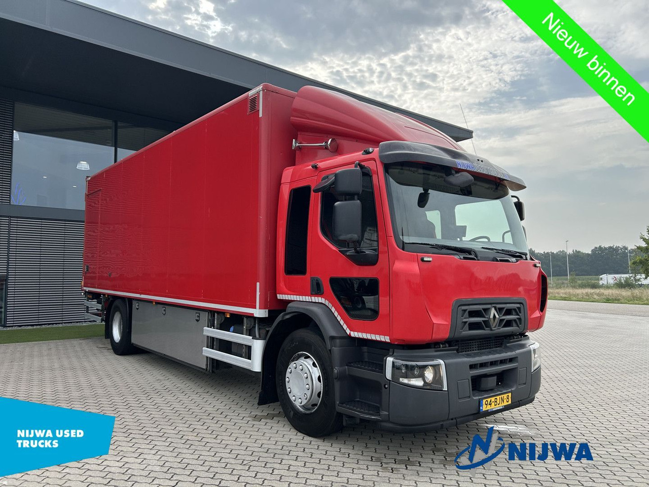 Renault D WIDE 280 4x2 Low mileage + Achtersluitklep - Камион фургон: снимка 2 Renault D WIDE 280 4x2 Low mileage + Achtersluitklep - Камион фургон: снимка 2