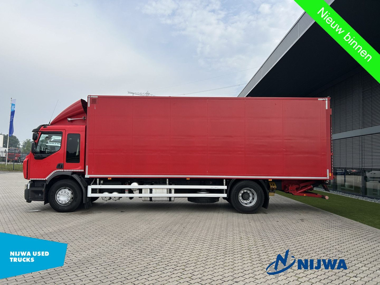 Renault D WIDE 280 4x2 Low mileage + Achtersluitklep - Камион фургон: снимка 5 Renault D WIDE 280 4x2 Low mileage + Achtersluitklep - Камион фургон: снимка 5