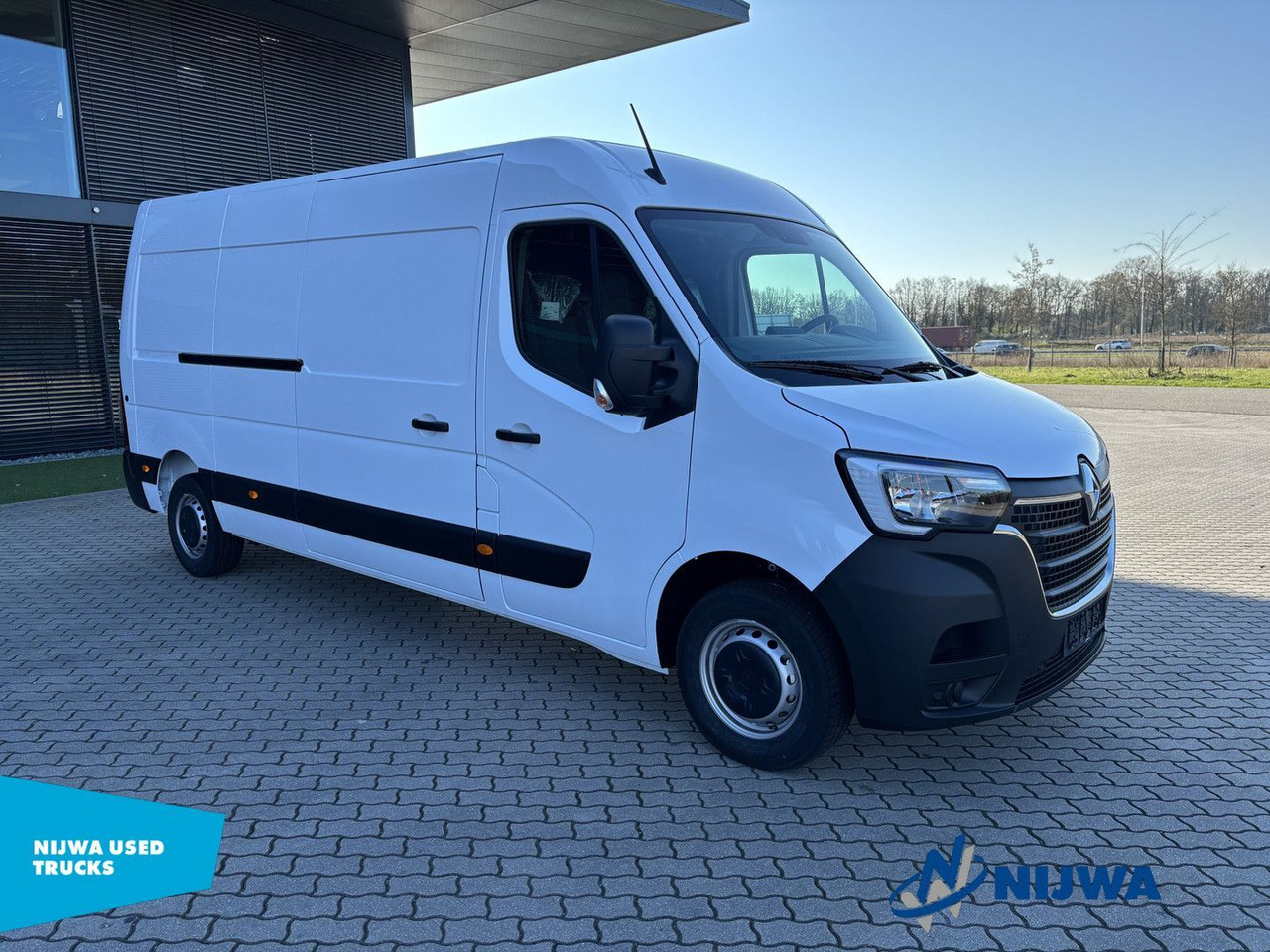 Renault Master 135 L3H2 Parkeersensoren + Cruise control - Малък ван: снимка 2 Renault Master 135 L3H2 Parkeersensoren + Cruise control - Малък ван: снимка 2