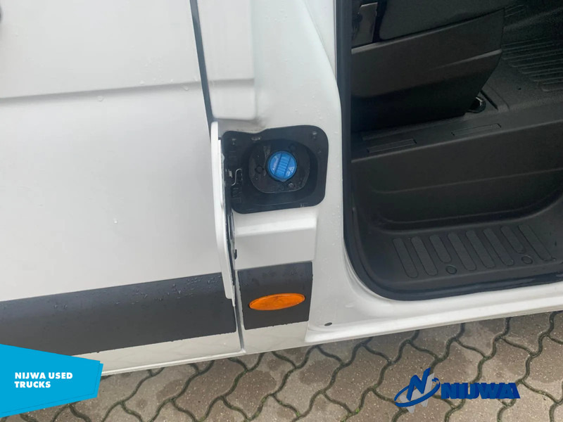 Товарен бус Renault Master 180 L3H2 Parkeersensoren + Airco: снимка 14