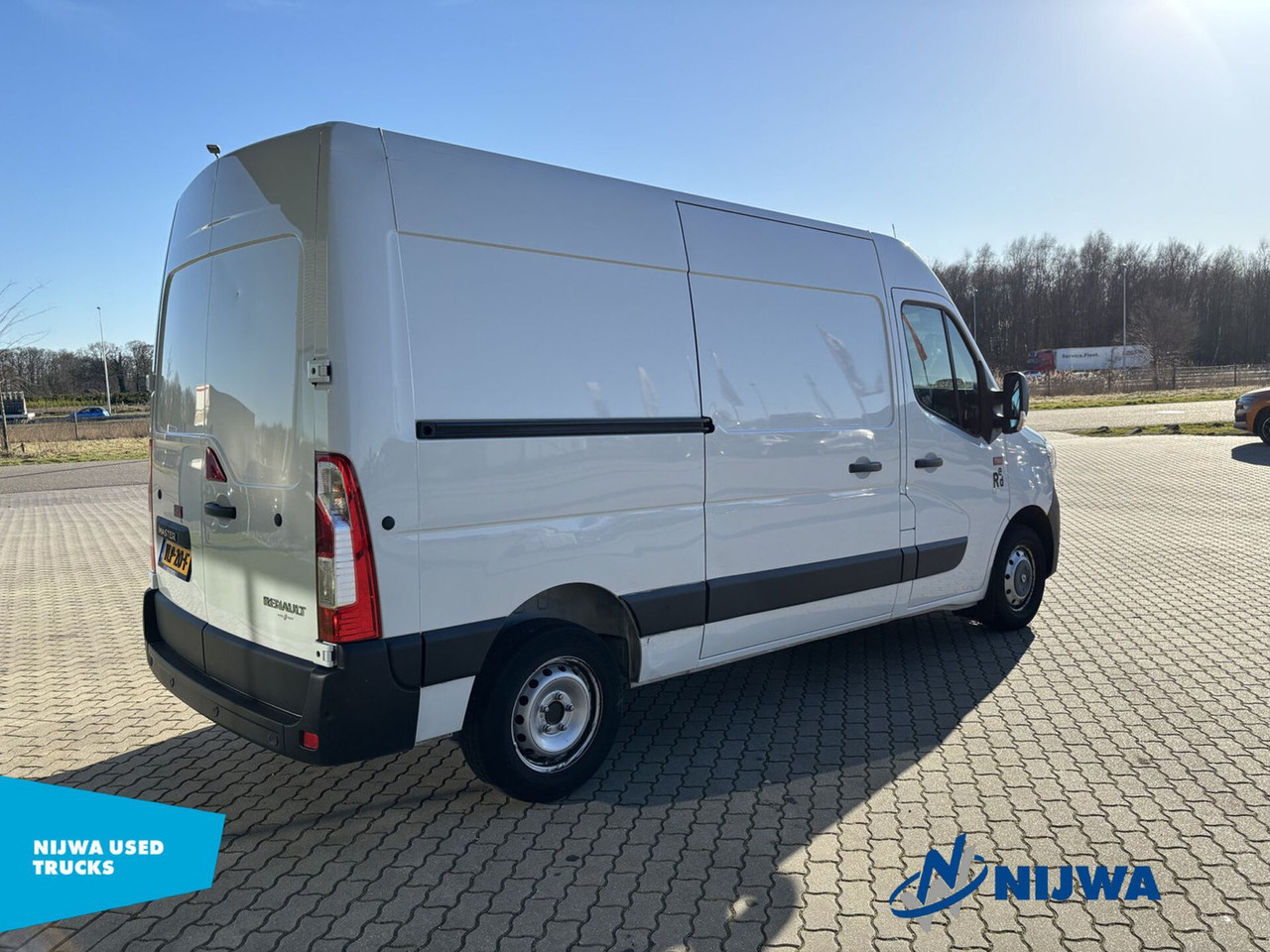 Renault Master T35 150 L3H2 Navigatie + Dubbele schuifde - Товарен бус: снимка 3 Renault Master T35 150 L3H2 Navigatie + Dubbele schuifde - Товарен бус: снимка 3