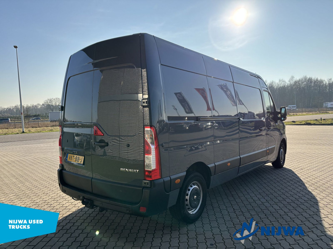 Renault Master T35 180 L3H2 Navigatie + Trekhaak Kasten - Товарен бус: снимка 3 Renault Master T35 180 L3H2 Navigatie + Trekhaak Kasten - Товарен бус: снимка 3