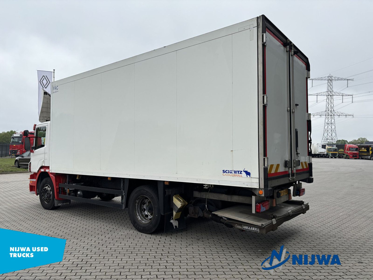 Scania P 230 4X2 Meat Truck + Laadklep - Рефрижератор камион: снимка 4 Scania P 230 4X2 Meat Truck + Laadklep - Рефрижератор камион: снимка 4