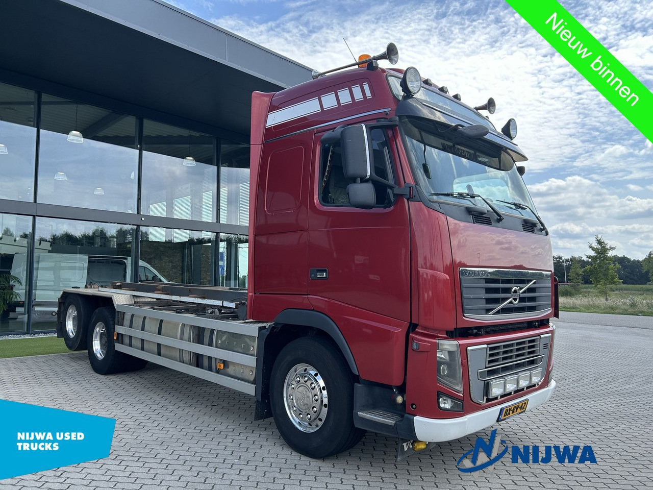Volvo FH16 700 6x2 Vangmuil + Engine needs work - Мултилифт с кука камион: снимка 2 Volvo FH16 700 6x2 Vangmuil + Engine needs work - Мултилифт с кука камион: снимка 2