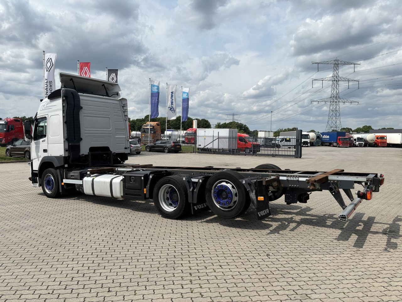 Volvo FM 450 6x2 BDF + Vangmuil - Контейнеровоз/ Сменна каросерия камион: снимка 4 Volvo FM 450 6x2 BDF + Vangmuil - Контейнеровоз/ Сменна каросерия камион: снимка 4