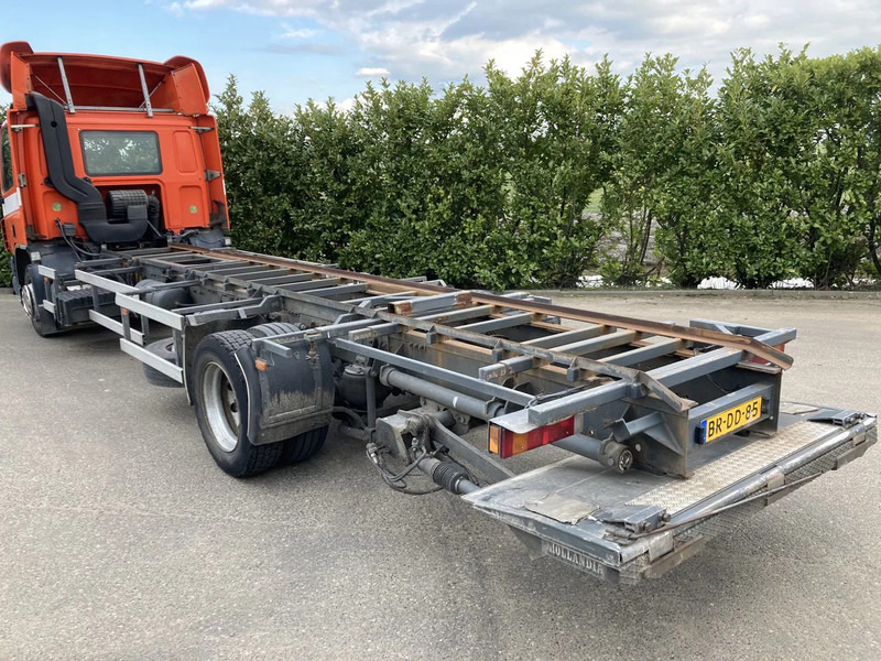 DAF CF65.180 Euro3 Manual / Laadklep - Шаси кабина: снимка 4 DAF CF65.180 Euro3 Manual / Laadklep - Шаси кабина: снимка 4