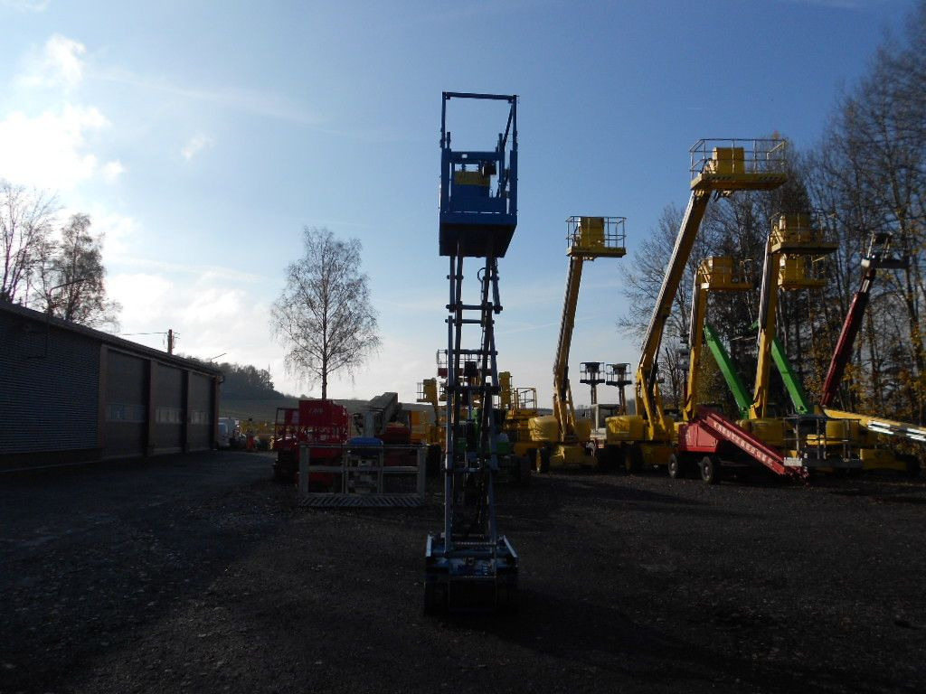 Genie GS 1330, Scherenarbeitsbühne Genie 5,9 m Genie GS 1330, Scherenarbeitsbühne Genie 5,9 m - Ножична работна платформа: снимка 3 Genie GS 1330, Scherenarbeitsbühne Genie 5,9 m Genie GS 1330, Scherenarbeitsbühne Genie 5,9 m - Ножична работна платформа: снимка 3