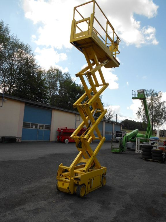 Genie GS 1930, Scherenarbeitsbühne Genie 8 m - Ножична работна платформа: снимка 2 Genie GS 1930, Scherenarbeitsbühne Genie 8 m - Ножична работна платформа: снимка 2