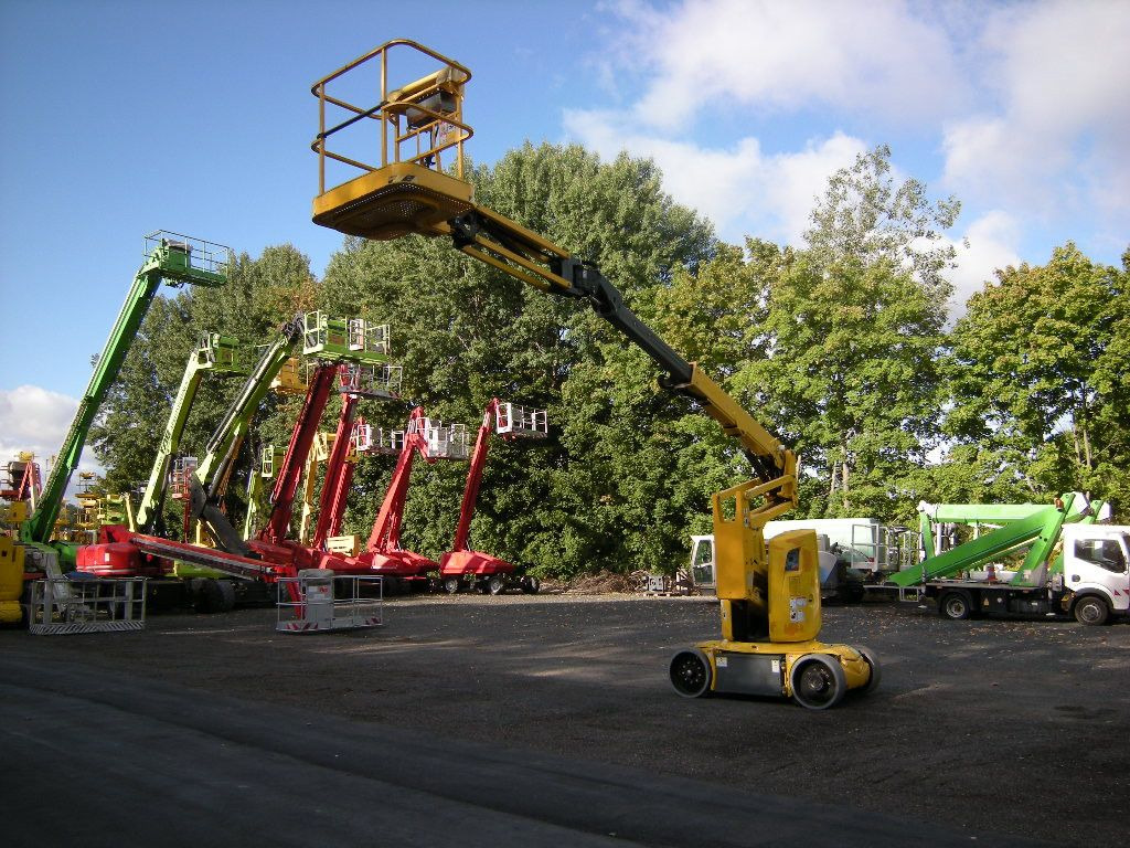 Haulotte HA12CJ+ , AH 12m, Korbarm drehbar - Автовишка: снимка 5 Haulotte HA12CJ+ , AH 12m, Korbarm drehbar - Автовишка: снимка 5