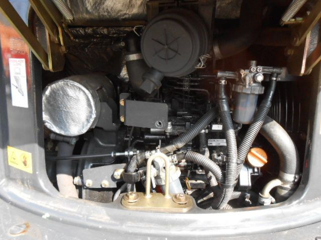 Мини багер Hitachi ZX22U-2CLR , Powertilt: снимка 9