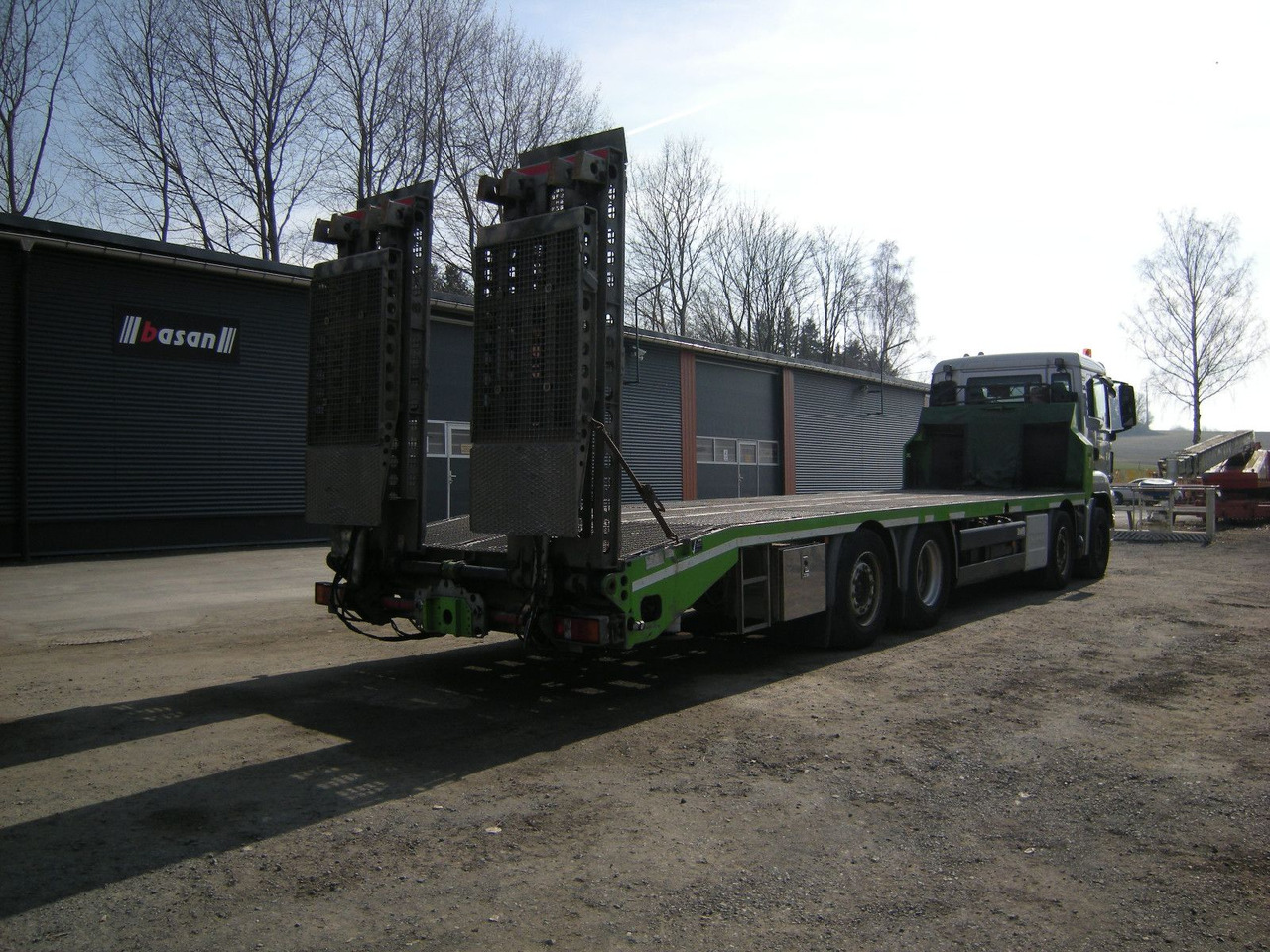 MAN 35.400, Zanner Plateau, Rampen, Winde - Камион пътна помощ: снимка 2 MAN 35.400, Zanner Plateau, Rampen, Winde - Камион пътна помощ: снимка 2