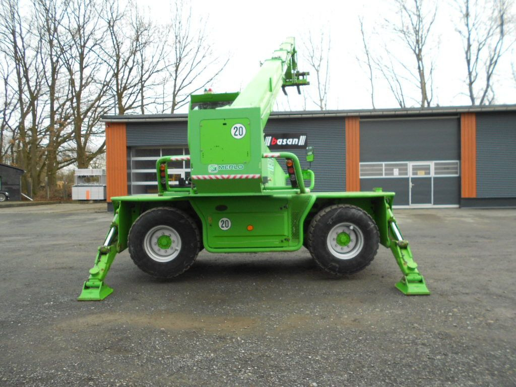 Merlo RT 38 Roto 40.18 S - Телескопичен товарач: снимка 2 Merlo RT 38 Roto 40.18 S - Телескопичен товарач: снимка 2