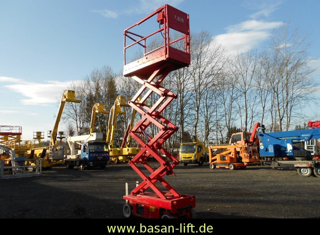 Snorkelift S 1930, Scherenarbeitsbühne AH 7,8m Snorkelift S 1930, Scherenarbeitsbühne AH 7,8m - Ножична работна платформа: снимка 3 Snorkelift S 1930, Scherenarbeitsbühne AH 7,8m Snorkelift S 1930, Scherenarbeitsbühne AH 7,8m - Ножична работна платформа: снимка 3