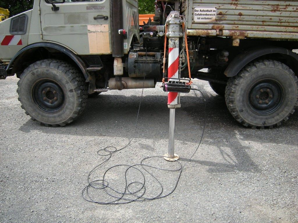 Unimog U1250 mit Kran - Бус самосвал: снимка 4 Unimog U1250 mit Kran - Бус самосвал: снимка 4