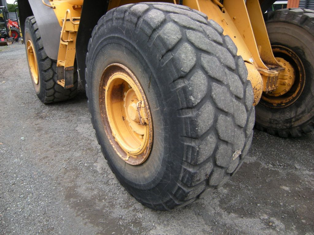 Volvo L 120 E - Колесен товарач: снимка 5 Volvo L 120 E - Колесен товарач: снимка 5