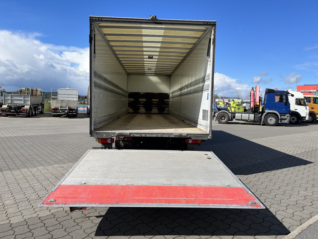 Iveco 120E25 Eurocargo 4x2 Koffer | Ladebordwand - Камион фургон: снимка 2 Iveco 120E25 Eurocargo 4x2 Koffer | Ladebordwand - Камион фургон: снимка 2