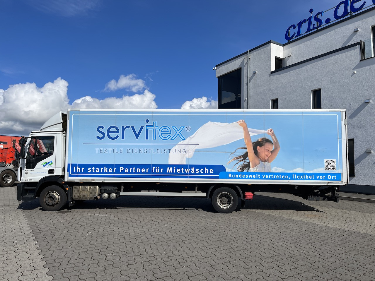 Iveco 120E25 Eurocargo 4x2 Koffer | Ladebordwand - Камион фургон: снимка 5 Iveco 120E25 Eurocargo 4x2 Koffer | Ladebordwand - Камион фургон: снимка 5