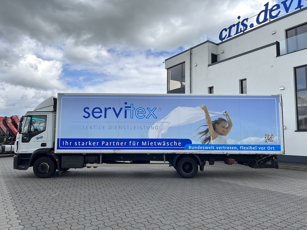 Iveco 120E25 Eurocargo 4x2 Koffer | Ladebordwand - Камион фургон: снимка 5 Iveco 120E25 Eurocargo 4x2 Koffer | Ladebordwand - Камион фургон: снимка 5