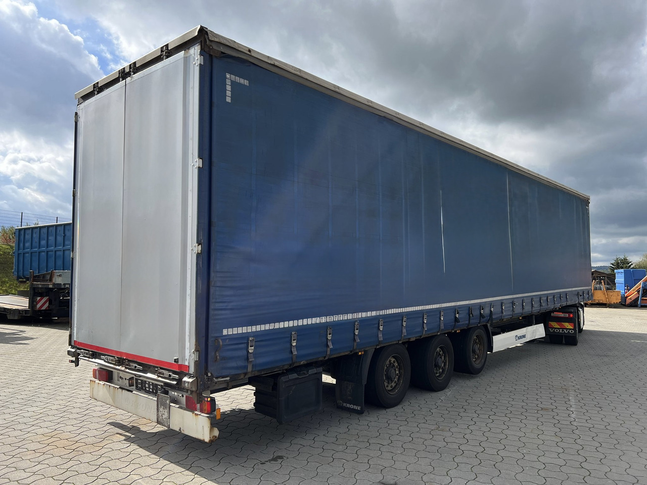 Krone SD P MEGA - Брезентово полуремарке: снимка 4 Krone SD P MEGA - Брезентово полуремарке: снимка 4