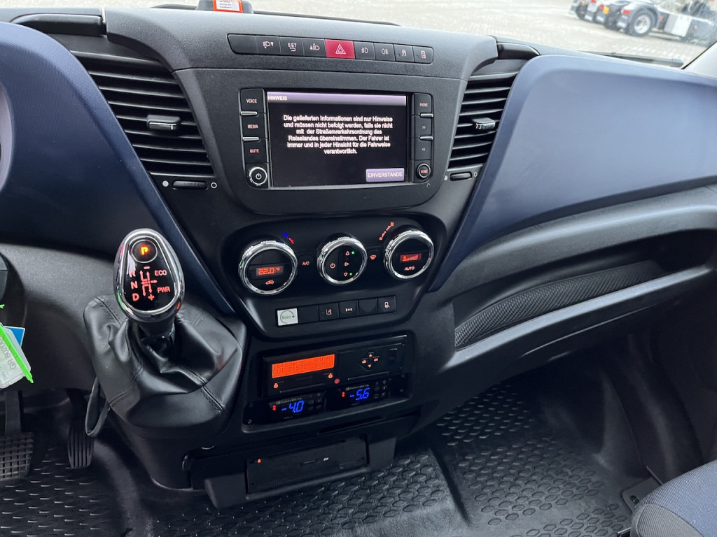 Iveco 70C18 Daily Kühlkoffer mit Ladebordwand Konvekta - Лекотоварен автомобил: снимка 2 Iveco 70C18 Daily Kühlkoffer mit Ladebordwand Konvekta - Лекотоварен автомобил: снимка 2