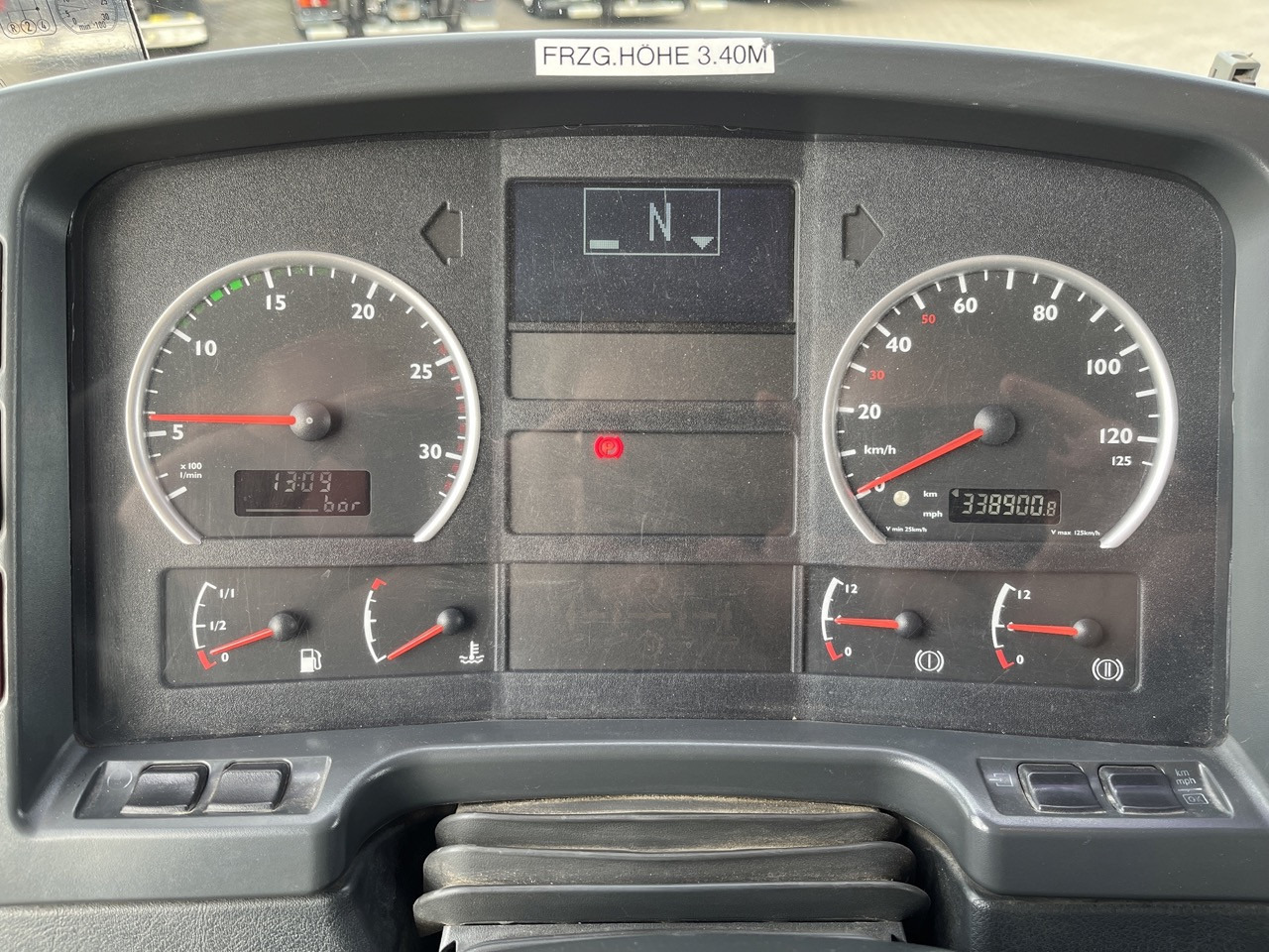 Самосвал камион MAN 35.430 8x4    Intarder   Analog Tacho   Bordmatik: снимка 11