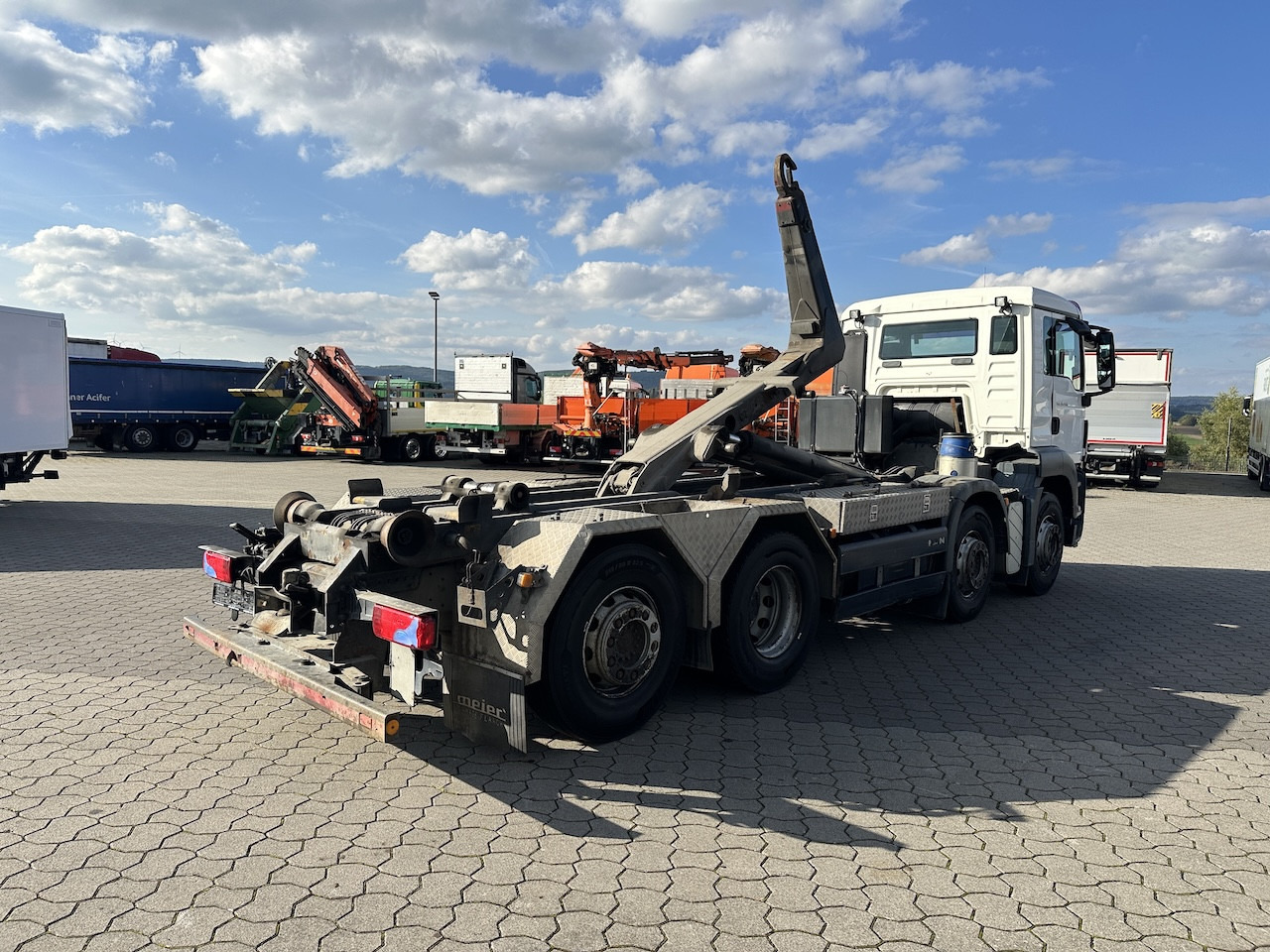 MAN TGS 35.400 8x2 Intarder Meiller Haken - Мултилифт с кука камион: снимка 5 MAN TGS 35.400 8x2 Intarder Meiller Haken - Мултилифт с кука камион: снимка 5