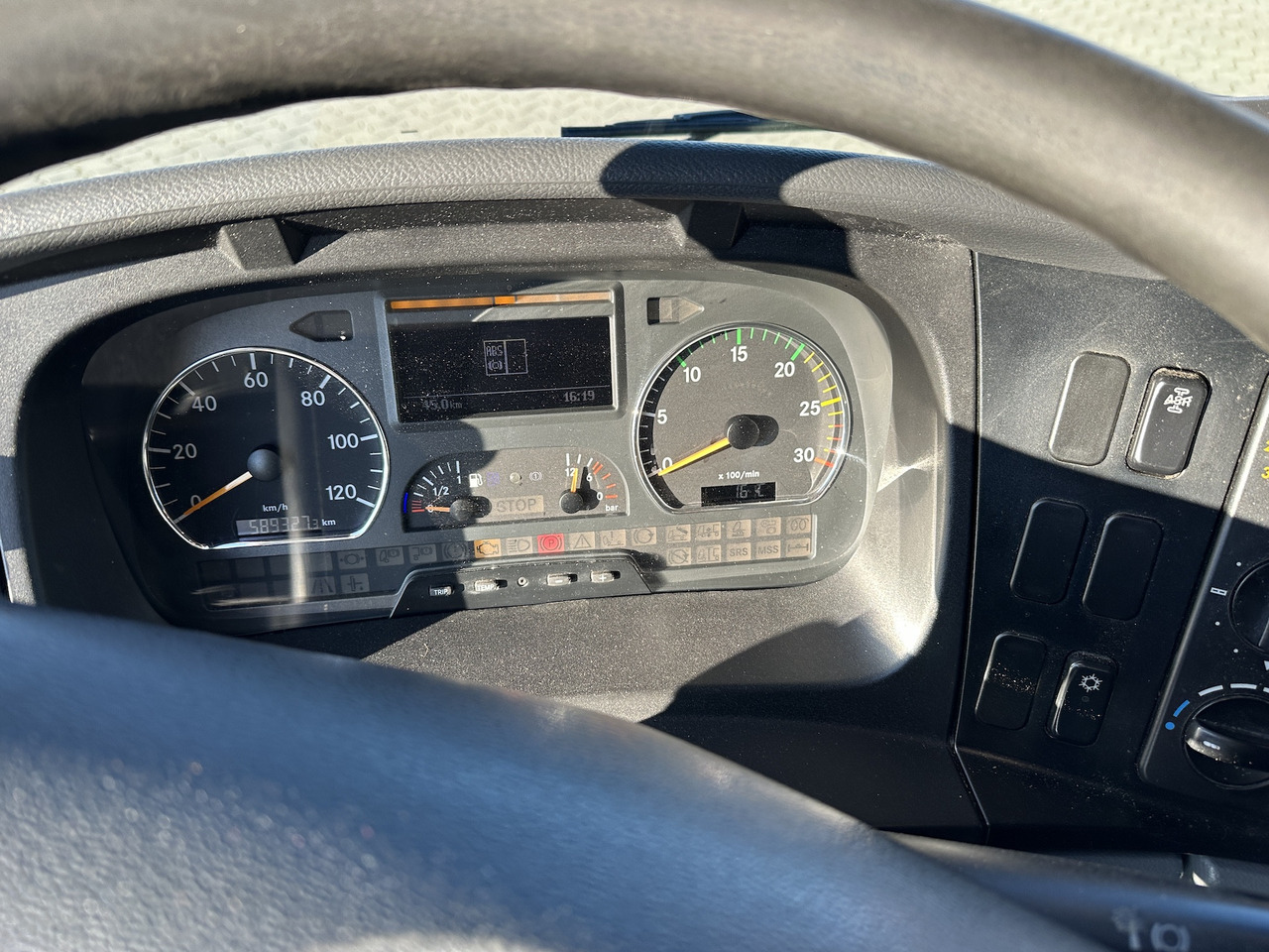 Mercedes-Benz Atego 1529 4x2 Atlas 57.3-A2 Kadaverkipper - Самосвал камион, Камион с кран: снимка 5 Mercedes-Benz Atego 1529 4x2 Atlas 57.3-A2 Kadaverkipper - Самосвал камион, Камион с кран: снимка 5