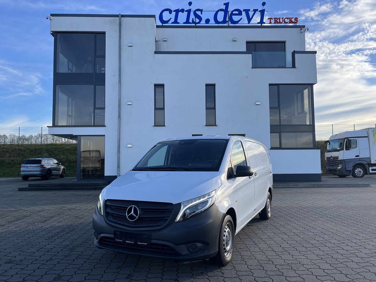 Mercedes-Benz Vito 114 CDI Kühler - Хладилен бус: снимка 1 Mercedes-Benz Vito 114 CDI Kühler - Хладилен бус: снимка 1