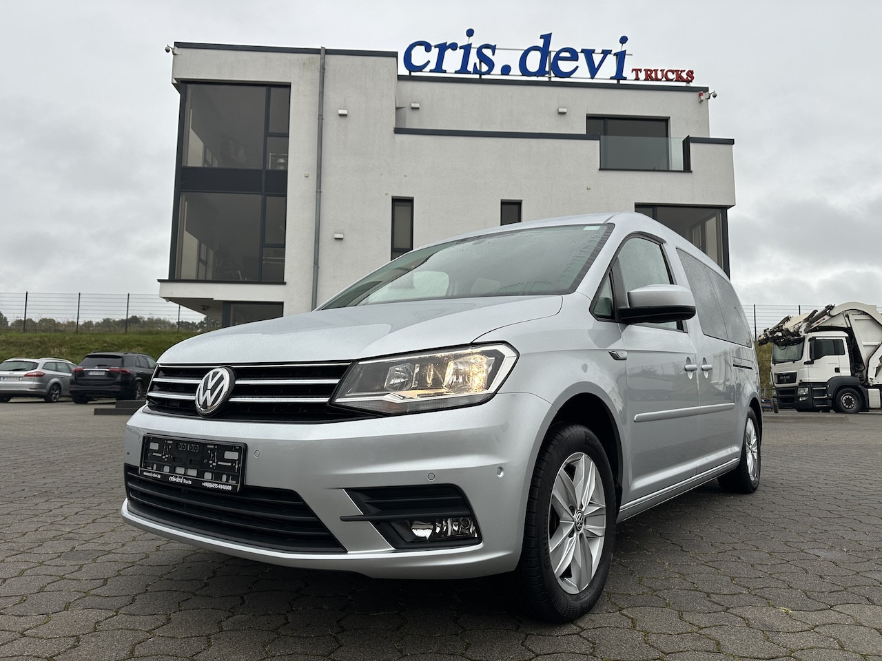 VW Caddy Maxi Paravan Umbau Rollstuhl Heckeinstieg - Бус с двойна кабина: снимка 1 VW Caddy Maxi Paravan Umbau Rollstuhl Heckeinstieg - Бус с двойна кабина: снимка 1