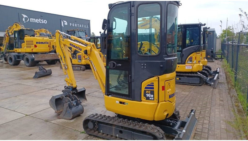 Komatsu PC16R-3HS - Мини багер: снимка 4 Komatsu PC16R-3HS - Мини багер: снимка 4