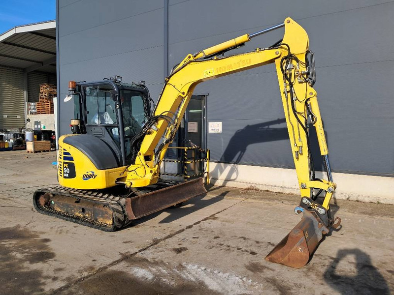 Komatsu PC50MR-2 - Мини багер: снимка 1 Komatsu PC50MR-2 - Мини багер: снимка 1